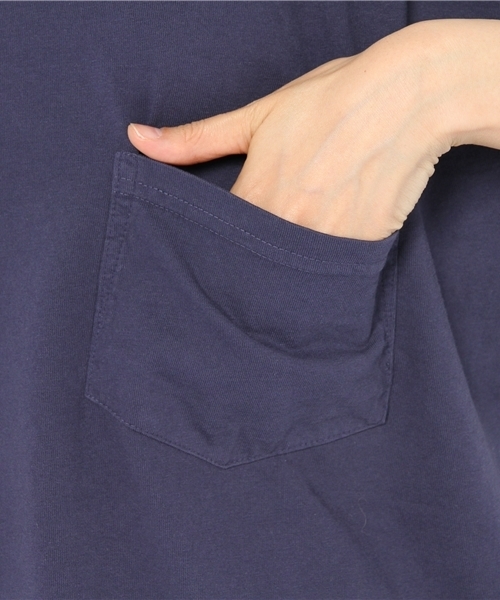 Ray BEAMS（レイビームス）の「SKARGORN / ポケット付 Tシャツ（Tシャツ/カットソー・レディース・ホワイト/インディゴブルー/ブラック/レッド系その他/ネイビー・SMALL/ONE SIZE）」の12枚目の写真