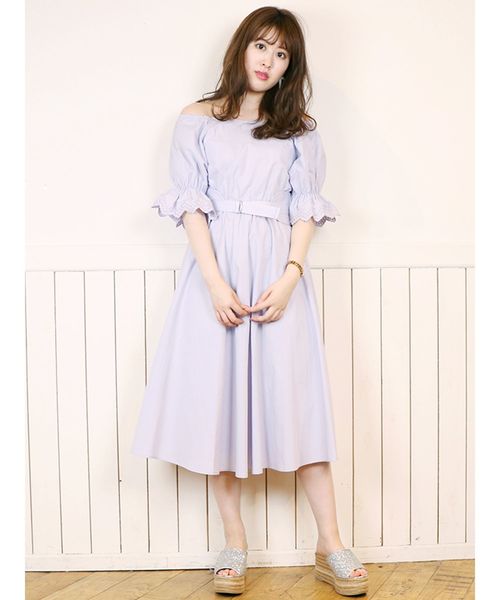 dazzlin（ダズリン）の「ベルト付オフショルワンピース（ワンピース