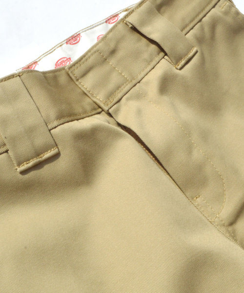 Dickies（ディッキーズ）の「Dickies/ディッキーズ ローライズワークパンツ（チノパンツ・レディース・ベージュ/グレー/ブラック・26inch/25inch/27inch/28inch/29inch）」の8枚目の写真