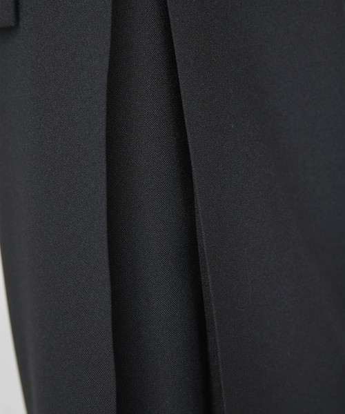 TRUNO by NOISE MAKER（トルノバイノイズメーカー）の「サイドタックフレアパンツ（その他パンツ・レディース・ブラック/グレー・38/36）」の10枚目の写真