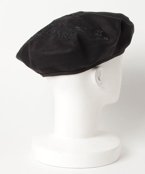 チャイハネ（チャイハネ）の「【チャイハネ】花刺繍ベレー帽（ハンチング/ベレー帽・レディース・ブラック/パープル・FREE）」の8枚目の写真