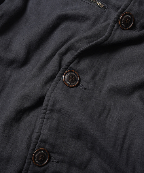 VIRGOwearworks（ヴァルゴウェアワークス）の「GAUZE DYED COAT（ミリタリージャケット・メンズ・カーキ/ブラック・2/4/3）」の4枚目の写真