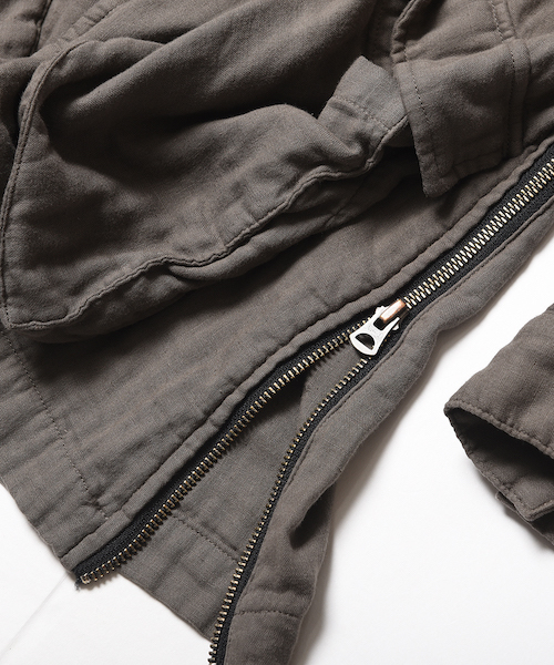 VIRGOwearworks（ヴァルゴウェアワークス）の「GAUZE DYED COAT（ミリタリージャケット・メンズ・カーキ/ブラック・2/4/3）」の7枚目の写真