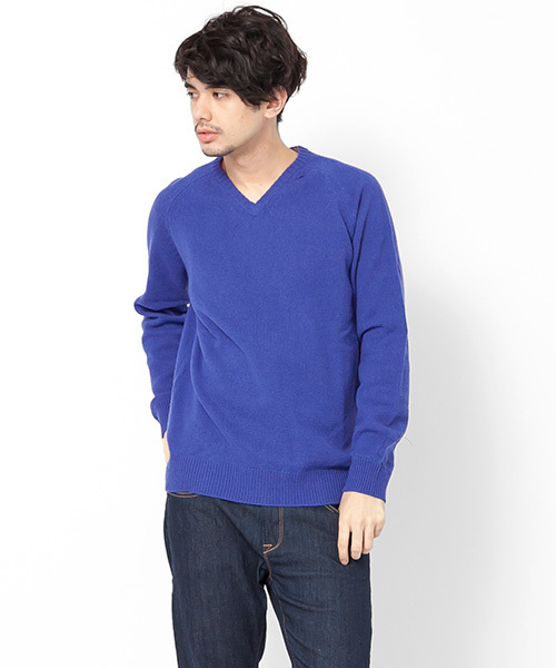 SENSE OF PLACE by URBAN RESEARCH（センスオブプレイスバイアーバンリサーチ）の「ラムVネック（ニット/セーター・メンズ・ブルー/レッド/ゴールド/ブラック/チャコール/グリーン・38/40）」の4枚目の写真