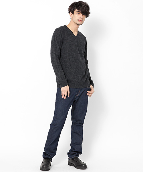 SENSE OF PLACE by URBAN RESEARCH（センスオブプレイスバイアーバンリサーチ）の「ラムVネック（ニット/セーター・メンズ・ブルー/レッド/ゴールド/ブラック/チャコール/グリーン・38/40）」の14枚目の写真