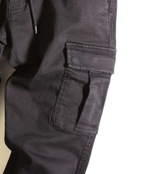 MEN'S BIGI（メンズビギ）の「ハイパワーストレッチ カーゴパンツ（カーゴパンツ・メンズ・ブラック/カーキ・LL/S/M/L）」の16枚目の写真