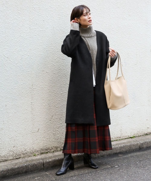 LOWRYS FARM(ローリーズファーム)の「ソフトトートBAG 864937(トートバッグ・レディース・アイボリー/ベージュ/ブルー/ブラック・FREE)」の10枚目の写真