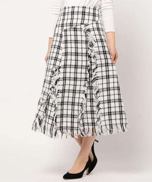 KOBE LETTUCE（コウベレタス）の「Aラインフリンジツイードスカート（スカート・レディース・オフホワイト/ブラック・M/S）」の5枚目の写真