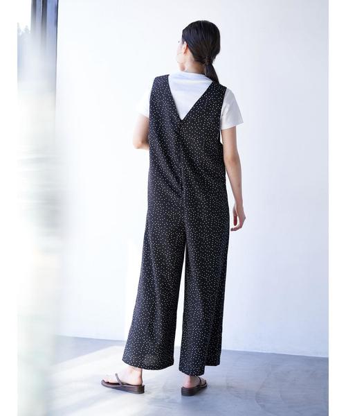 AMERICAN HOLIC(アメリカンホリック)の「スクエアネックサロペット *(サロペット/オーバーオール・レディース・モカ/ネイビー/ドット・MEDIUM/LARGE)」の20枚目の写真