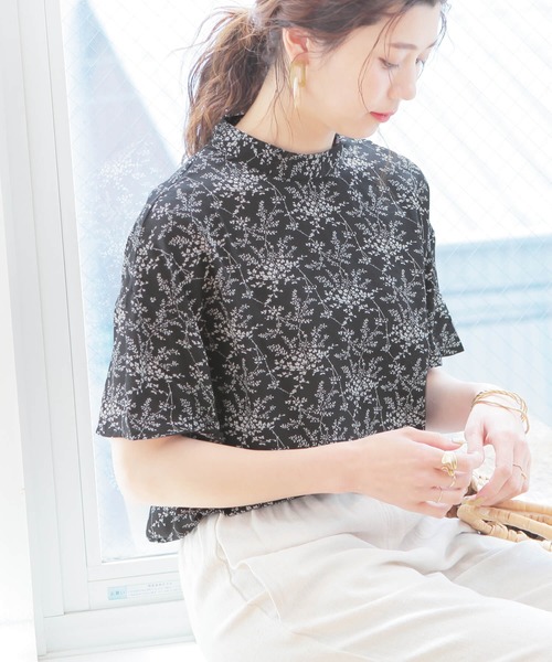 reca(レカ)の「花柄ハイネックポプリンブラウス(シャツ/ブラウス・レディース・アイボリー/ブラック/テラコッタ・M)」の17枚目の写真