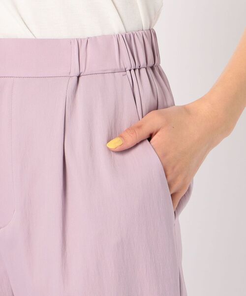 NOLLEY’S(ノーリーズ)の「強撚キュプラテーパードパンツ(その他パンツ・レディース・ベビーピンク/ネイビー/ベージュ・38/36/34)」の14枚目の写真