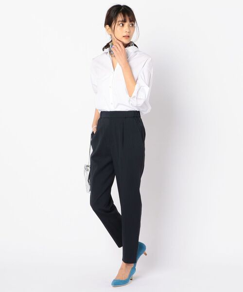NOLLEY’S(ノーリーズ)の「強撚キュプラテーパードパンツ(その他パンツ・レディース・ベビーピンク/ネイビー/ベージュ・38/36/34)」の18枚目の写真