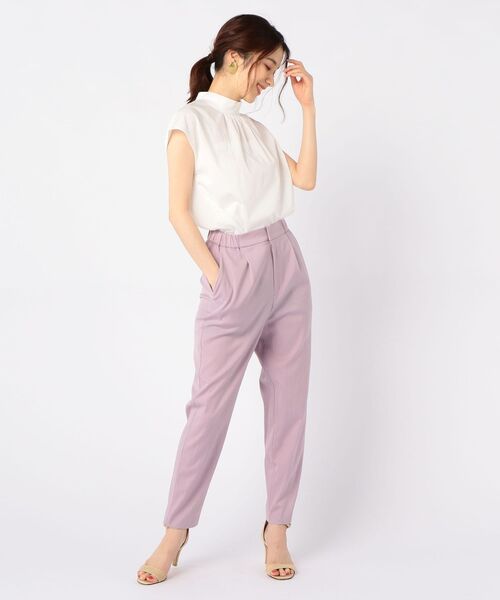 NOLLEY’S(ノーリーズ)の「強撚キュプラテーパードパンツ(その他パンツ・レディース・ベビーピンク/ネイビー/ベージュ・38/36/34)」の21枚目の写真