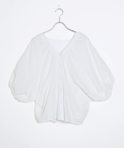 Bab（バブ）の「【WEB限定】ボリュームスリーブブラウス（シャツ/ブラウス・レディース・オフホワイト/テラコッタ・38）」の18枚目の写真