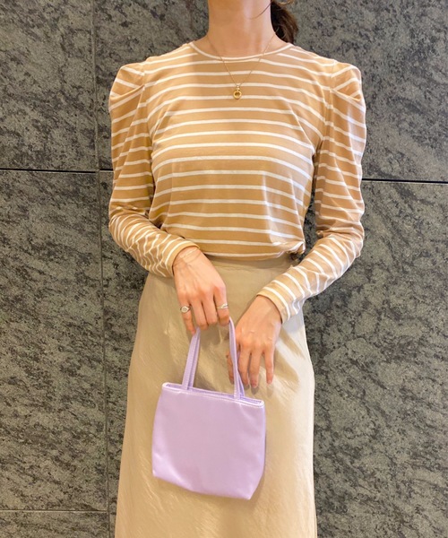 flowriri（フロウリリ）の「flowriri　パフスリーブボーダーカットソー（Tシャツ/カットソー・レディース・ベージュ/ブラック/ナチュラル/パープル・FREE）」の9枚目の写真