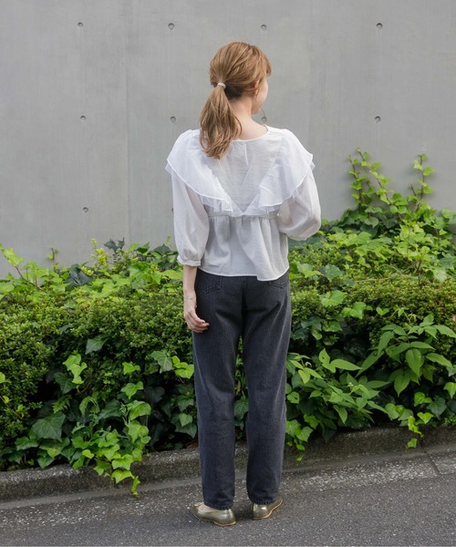 flower（フラワー）の「タイニーペタルトップ 2（シャツ/ブラウス・レディース・ホワイト/ブラウン・FREE）」の5枚目の写真