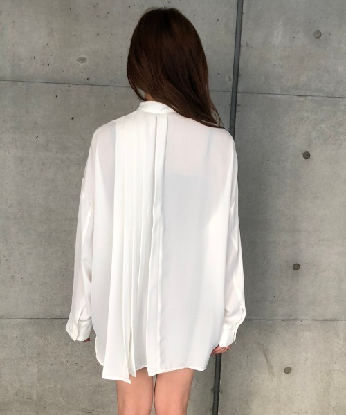 ENVYM（アンビー）の「アシメタックルーズＳＨ（シャツ/ブラウス・レディース・ベージュ/ブラック/ホワイト・FREE）」の12枚目の写真