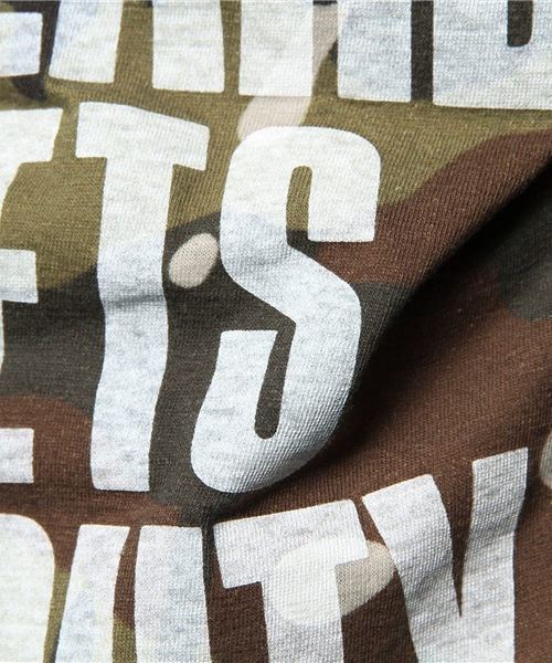 HYSTERIC GLAMOUR(ヒステリックグラマー)の「GOOD WIZZARD pt OP(ワンピース・レディース・ピンク系その他/グリーン系カモフラージュ・FREE)」の3枚目の写真