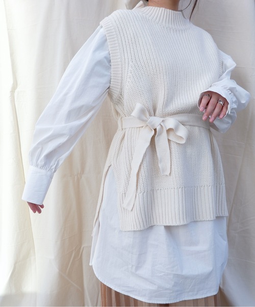 sakishimatokyo（サキシマトーキョー）の「【ZOZO限定】サキシマamp「ウエストベルトツキニットベスト」（ベスト・レディース・ブラック/ベージュ/ブラウン/アイボリー・FREE）」の6枚目の写真