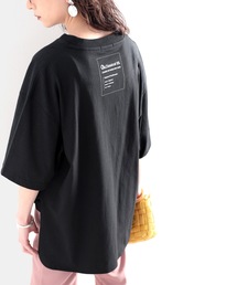 バックプリントで1+ ゆるっとサイドスリット半袖Tシャツ
