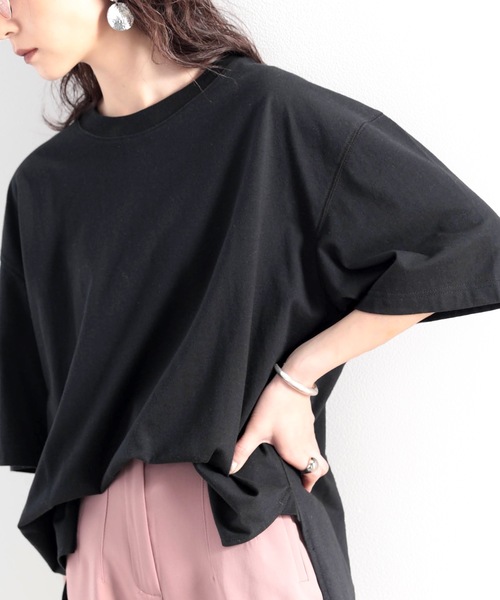 classicalelf(クラシカルエルフ)の「バックプリントで1+ ゆるっとサイドスリット半袖Tシャツ(Tシャツ/カットソー・レディース・ホワイト/ブラック/ベージュ/モカ/ブラウン系その他/グリーン系その他・MEDIUM/X-LARGE)」の21枚目の写真