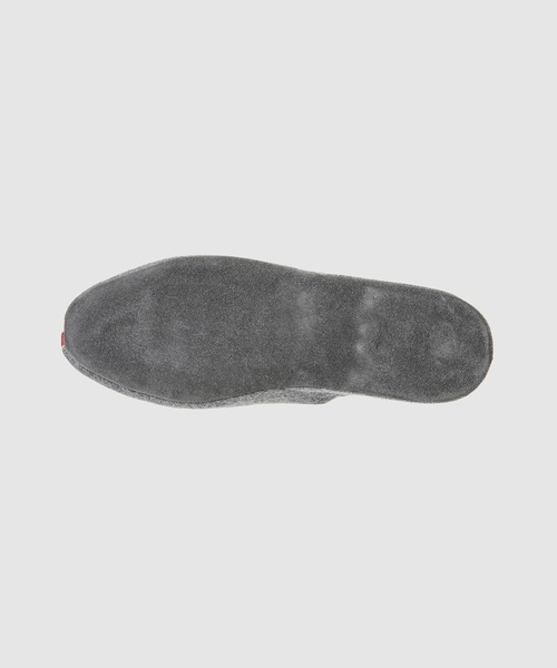 THOM BROWNE（トムブラウン）の「SLIPPER IN WATERPROOF LIGHT WEIGHT ENGINEERED RWB BOILED WOOL（サンダル・メンズ・グレー・8.5/9.5/7.5）」の4枚目の写真