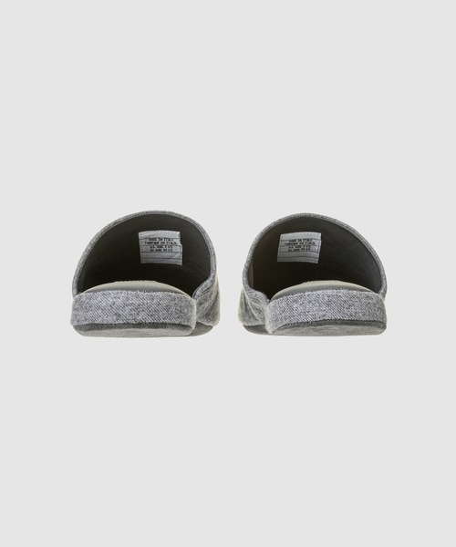 THOM BROWNE（トムブラウン）の「SLIPPER IN WATERPROOF LIGHT WEIGHT ENGINEERED RWB BOILED WOOL（サンダル・メンズ・グレー・8.5/9.5/7.5）」の5枚目の写真