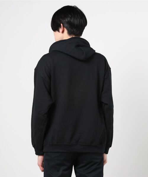 GILDAN（ギルダン）の「【GILDAN】 ギルダン 8.0 oz  ヘビーブレンド プルオーバーフーディー パーカー F1850（パーカー・メンズ・ホワイト/グレー/ブラック/イエロー/オレンジ/サンドベージュ・L/XL/M）」の18枚目の写真