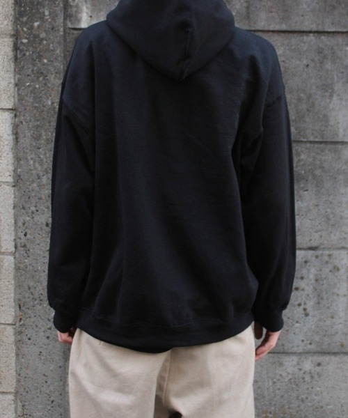 GILDAN（ギルダン）の「【GILDAN】 ギルダン 8.0 oz  ヘビーブレンド プルオーバーフーディー パーカー F1850（パーカー・メンズ・ホワイト/グレー/ブラック/イエロー/オレンジ/サンドベージュ・L/XL/M）」の16枚目の写真