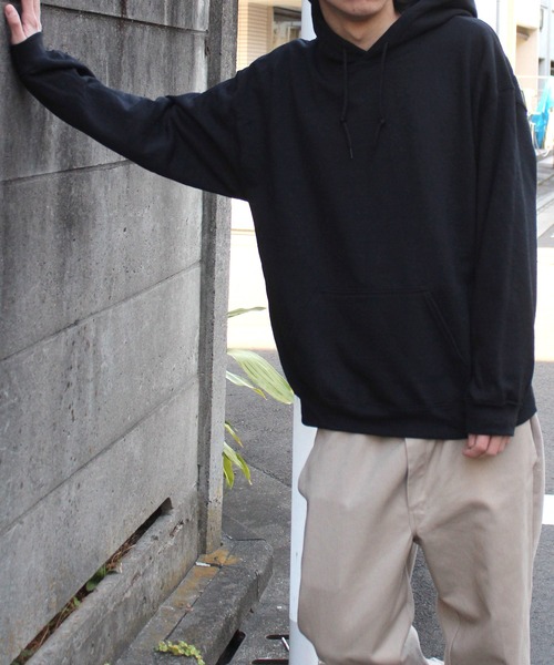 GILDAN（ギルダン）の「【GILDAN】 ギルダン 8.0 oz  ヘビーブレンド プルオーバーフーディー パーカー F1850（パーカー・メンズ・ホワイト/グレー/ブラック/イエロー/オレンジ/サンドベージュ・L/XL/M）」の15枚目の写真