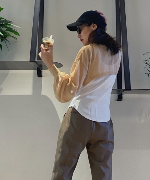 SHEER flow（シアーフロウ）の「【インフルエンサー Yukaiプロデュースアイテム】シアーレイヤードトップス（ニット/セーター・レディース・ベージュ・FREE）」の16枚目の写真