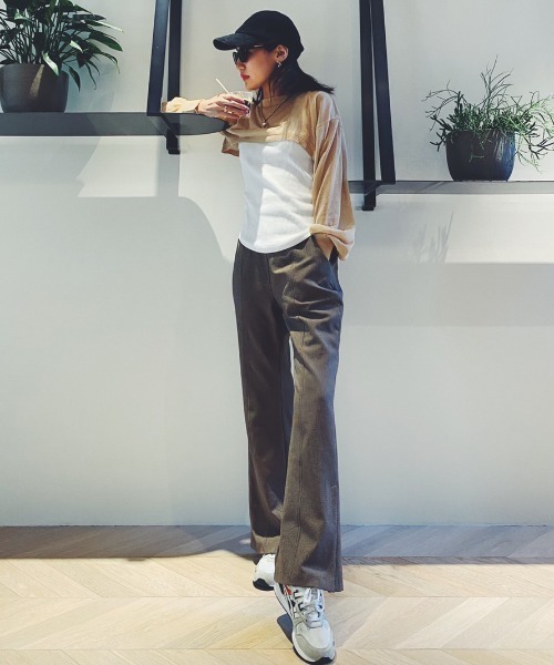 SHEER flow（シアーフロウ）の「【インフルエンサー Yukaiプロデュースアイテム】シアーレイヤードトップス（ニット/セーター・レディース・ベージュ・FREE）」の2枚目の写真