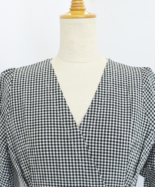 BLUEEAST（ブルーイースト）の「ギンガムチェックカシュクールワンピース（ワンピース・レディース・ブルー/ブラック/ネイビー・MEDIUM）」の16枚目の写真