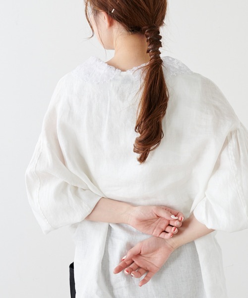 PUAL CE CIN(ピュアルセシン)の「麻/リネンキャンバスノーカラーブラウス(シャツ/ブラウス・レディース・オフホワイト/スミクロ/ベージュ/ブルー・FREE)」の9枚目の写真