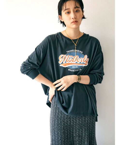 Ungrid(アングリッド)の「ロゴロングスリーブTee(Tシャツ/カットソー・レディース・オフホワイト/グレー/チャコールグレー・FREE)」の14枚目の写真