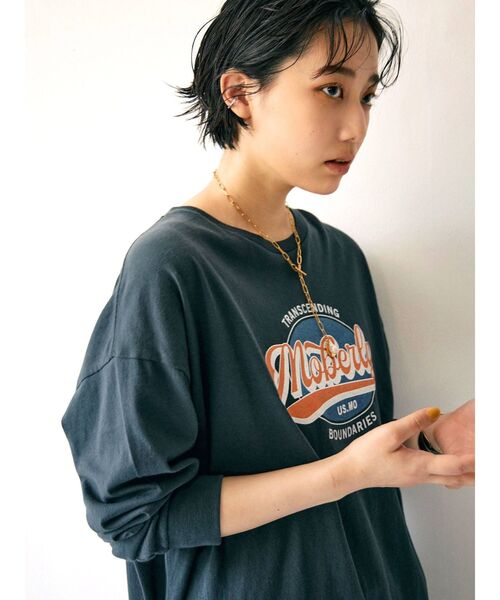 Ungrid(アングリッド)の「ロゴロングスリーブTee(Tシャツ/カットソー・レディース・オフホワイト/グレー/チャコールグレー・FREE)」の13枚目の写真