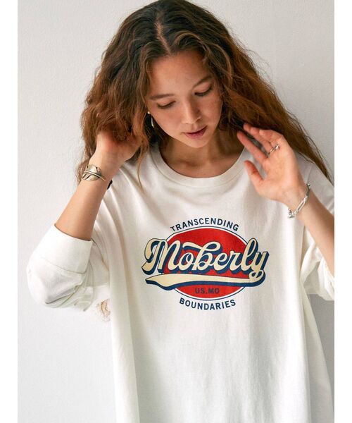 Ungrid(アングリッド)の「ロゴロングスリーブTee(Tシャツ/カットソー・レディース・オフホワイト/グレー/チャコールグレー・FREE)」の6枚目の写真