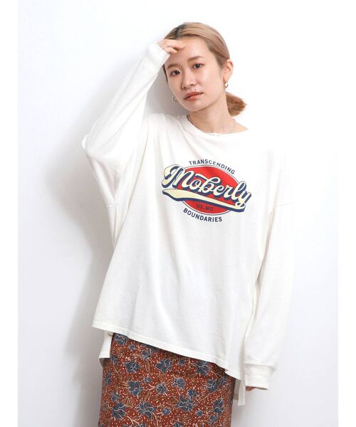 Ungrid(アングリッド)の「ロゴロングスリーブTee(Tシャツ/カットソー・レディース・オフホワイト/グレー/チャコールグレー・FREE)」の17枚目の写真