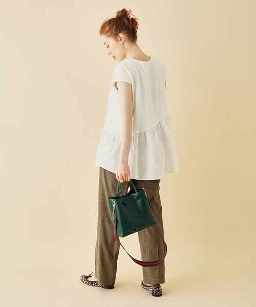 MADEMOISELLE ROPE'（マドモアゼル ロペ）の「アシンメトリードッキングプルオーバー（Tシャツ/カットソー・レディース・ホワイト/ブラック・38）」の9枚目の写真