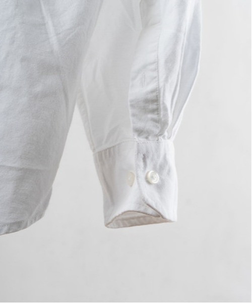 INNOCENT(イノセント)の「【IZOD / アイゾッド】IZOD COLLEGIATE L/S OX BD SHIRT【Wo】【it】(シャツ/ブラウス・レディース・ホワイト・MEDIUM/XX-LARGE)」の14枚目の写真