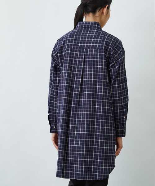 LOISIR（ロワズィール）の「ラウンドカラーチュニックシャツ（チュニック・レディース・サックスブルー/チェック/オフホワイト・FREE）」の6枚目の写真