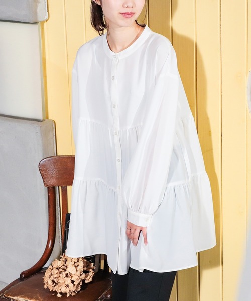 Honeys(ハニーズ)の「ティアードブラウス(シャツ/ブラウス・レディース・ホワイト/ブラック/ベージュ/ブルー系その他・S/M/L)」の2枚目の写真