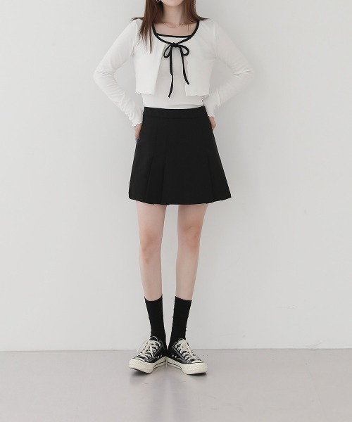 by muni:r(バイ ムニール)の「配色ストラップカーディガン+キャミソールセット(Tシャツ/カットソー・レディース・ブラウン/アイボリー/ブラック・FREE)」の7枚目の写真