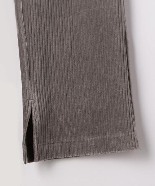 green label relaxing（グリーンレーベルリラクシング）の「コーデュロイ ジャージー フレア パンツ（その他パンツ・レディース・ホワイト/ライム/モカ・38/36）」の6枚目の写真