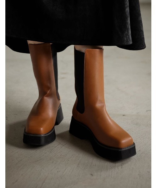 Re:EDIT(リエディ)の「スクエアトゥサイドゴアブーツ(ブーツ・レディース・ブラック/ブラウン/キャメル・SMALL/MEDIUM/LARGE/X-LARGE/XX-LARGE)」の3枚目の写真