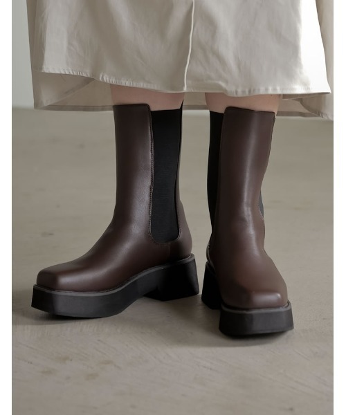 Re:EDIT(リエディ)の「スクエアトゥサイドゴアブーツ(ブーツ・レディース・ブラック/ブラウン/キャメル・SMALL/MEDIUM/LARGE/X-LARGE/XX-LARGE)」の1枚目の写真