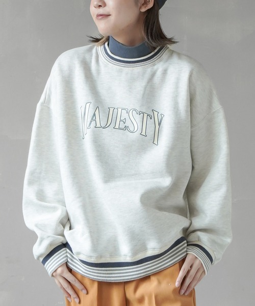 SPINNS（スピンズ）の「【ゆったりシルエット】ラインリブワンポイント 裏起毛リブラインスウェット（スウェット・レディース・ナチュラル/オートミール/ブラック/ブルー・ONESIZE）」の2枚目の写真