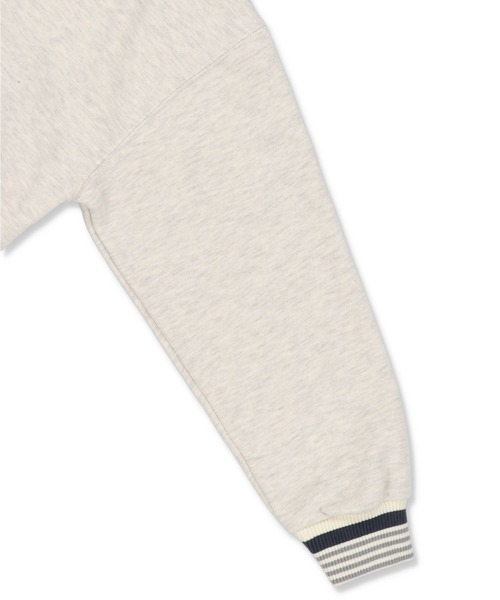 SPINNS（スピンズ）の「【ゆったりシルエット】ラインリブワンポイント 裏起毛リブラインスウェット（スウェット・レディース・ナチュラル/オートミール/ブラック/ブルー・ONESIZE）」の13枚目の写真