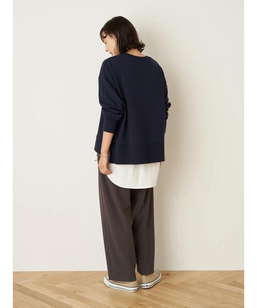 earth music&ecology（アースミュージックアンドエコロジー）の「グラフィックスウェット(ベーシック) ＊（Tシャツ/カットソー・レディース・チャコールグレー/ネイビー/アイボリー/モカ・FREE）」の7枚目の写真