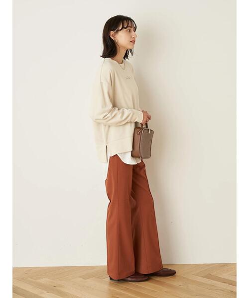 earth music&ecology（アースミュージックアンドエコロジー）の「グラフィックスウェット(ベーシック) ＊（Tシャツ/カットソー・レディース・チャコールグレー/ネイビー/アイボリー/モカ・FREE）」の15枚目の写真